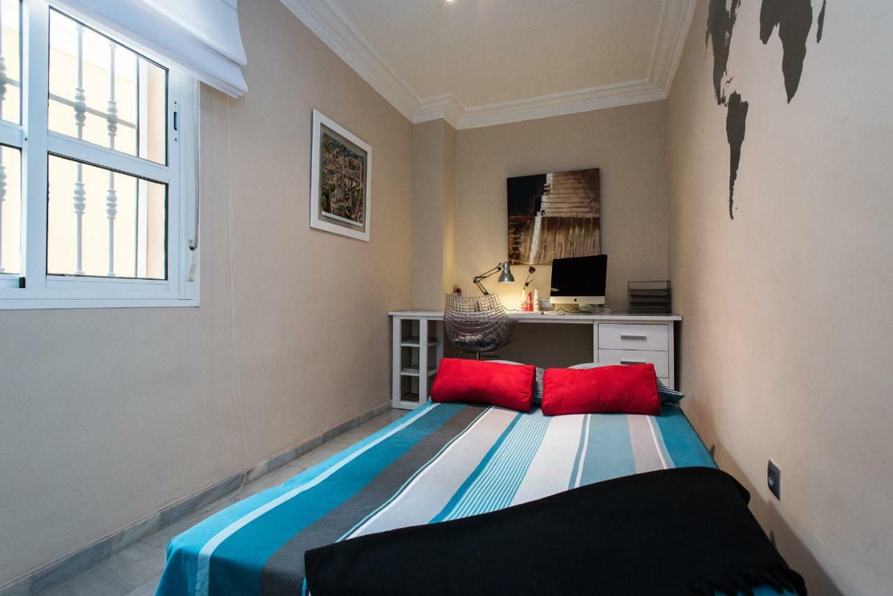 Sun Apartment *